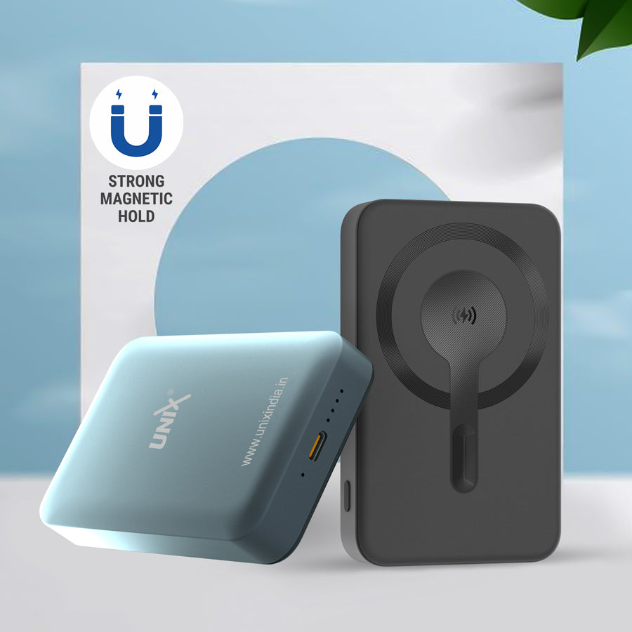 Unix UX-1531 10000mAh Power Bank - Fast Charging, Wireless Convenience, and Magnetic Hold Silver right