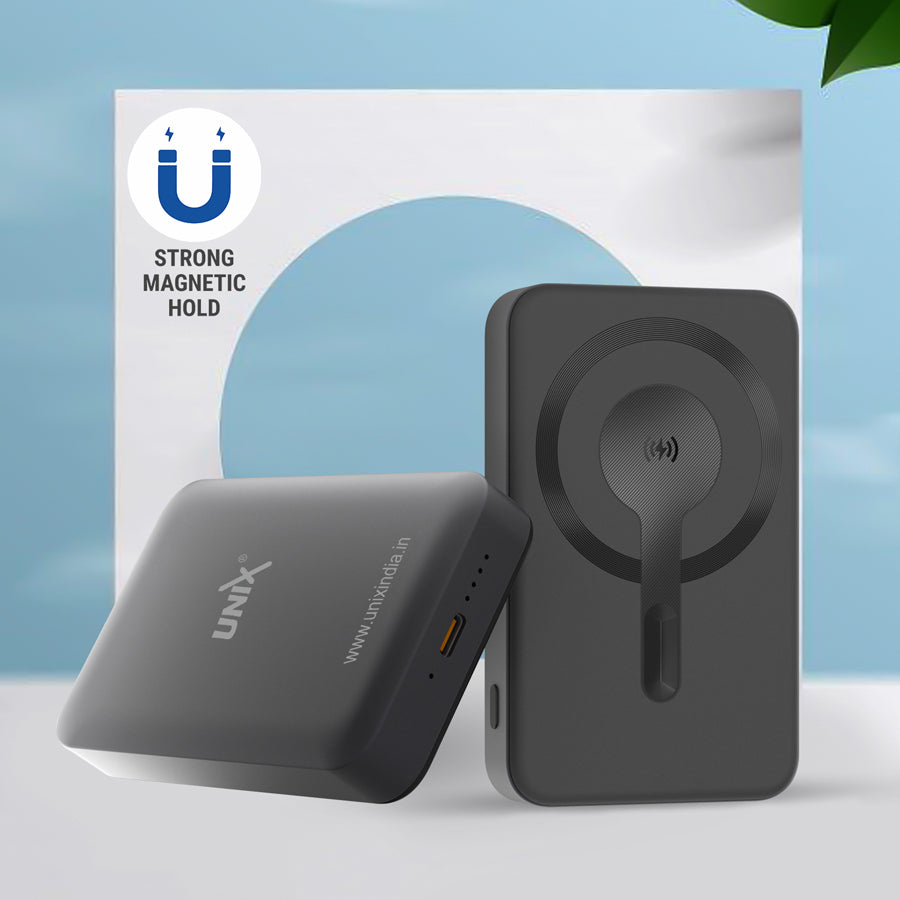 Unix UX-1531 10000mAh Power Bank - Fast Charging, Wireless Convenience, and Magnetic Hold Black right